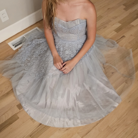 Vintage Tulle dress - Picture 2 of 5
